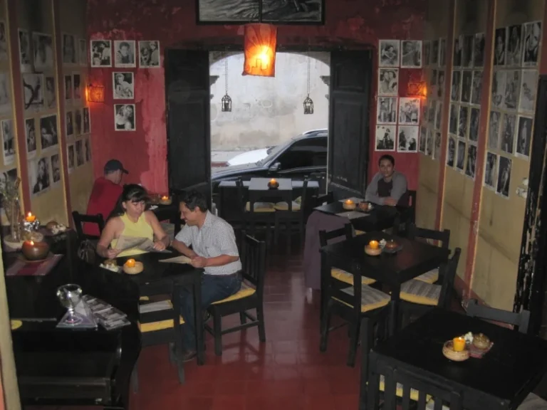 Cafe Flor interior, Antigua Guatemala